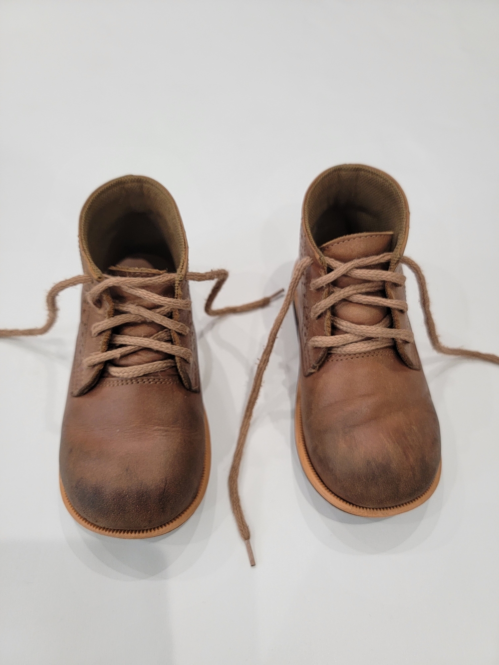 Adelisa & Co. Paseo Leather Shoes Sz EU 26